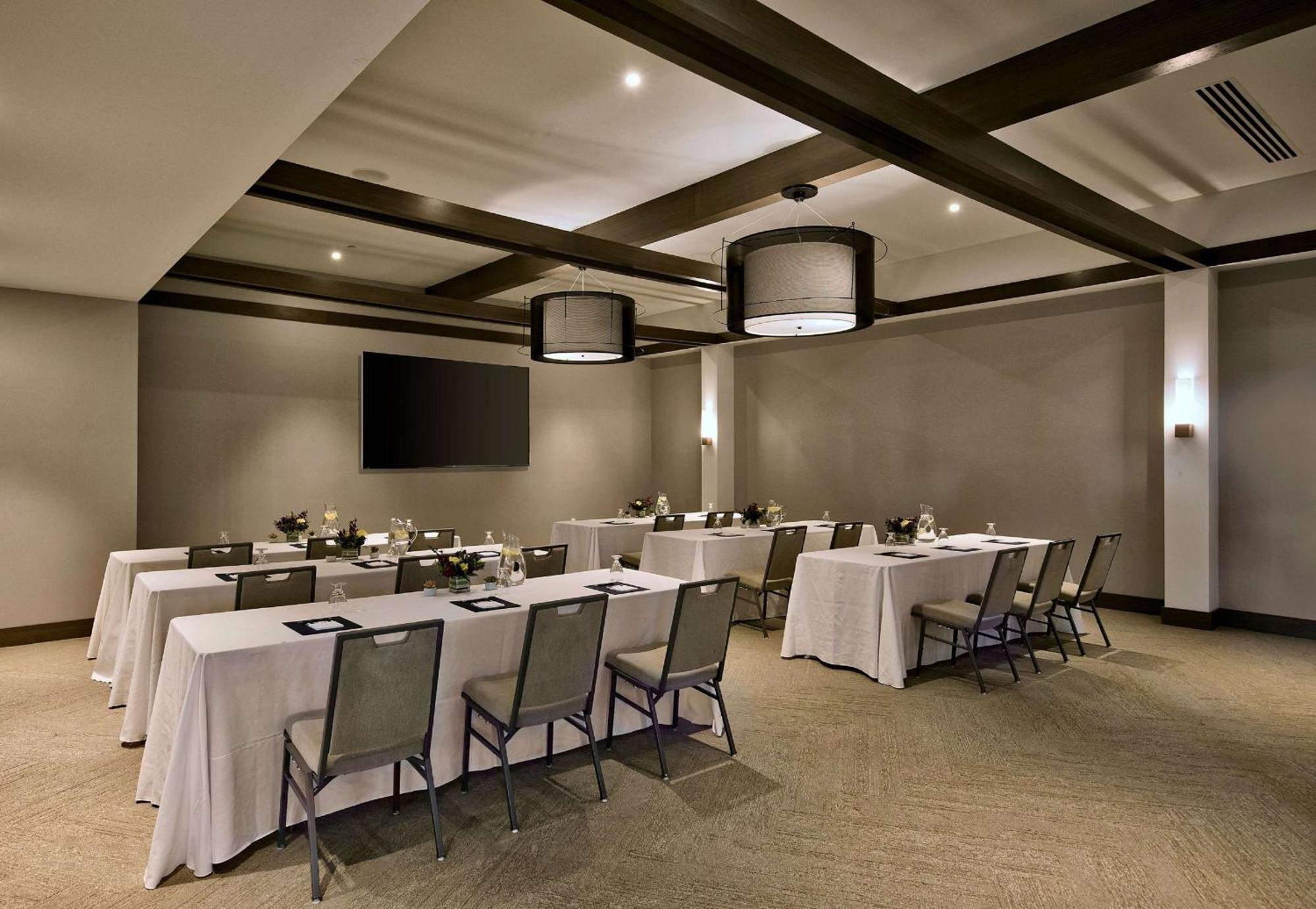 Inn At The Pier Pismo Beach, Curio Collection By Hilton Экстерьер фото