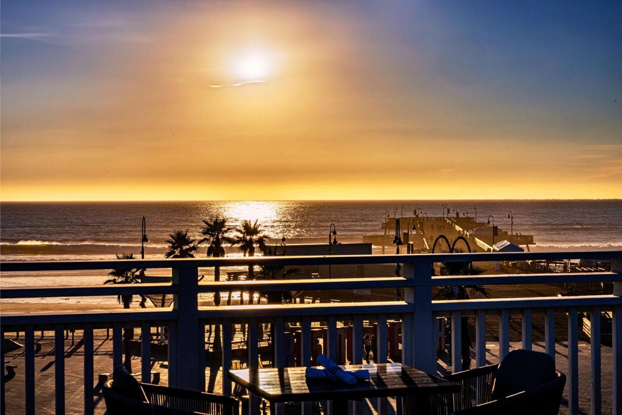 Inn At The Pier Pismo Beach, Curio Collection By Hilton Экстерьер фото